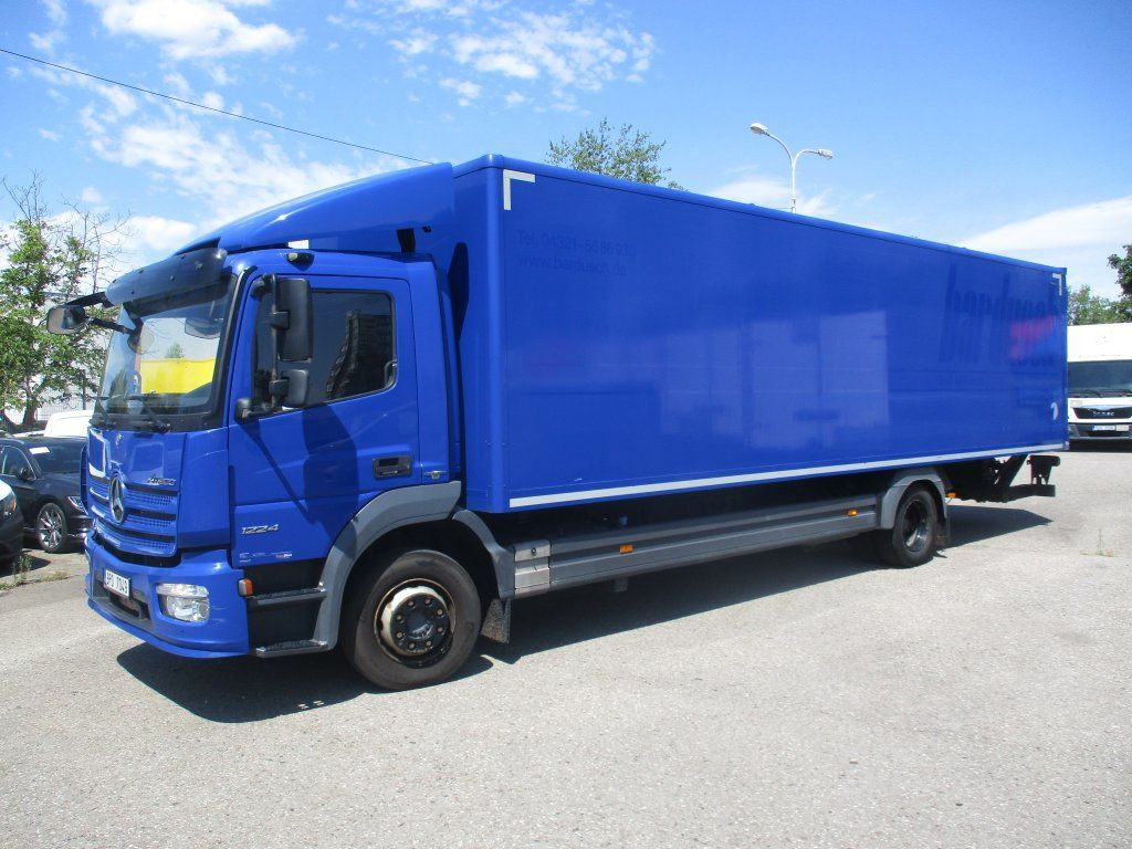 Mercedes-Benz Atego 1224 mit LBW - Камион ладилник: слика 1 Mercedes-Benz Atego 1224 mit LBW - Камион ладилник: слика 1