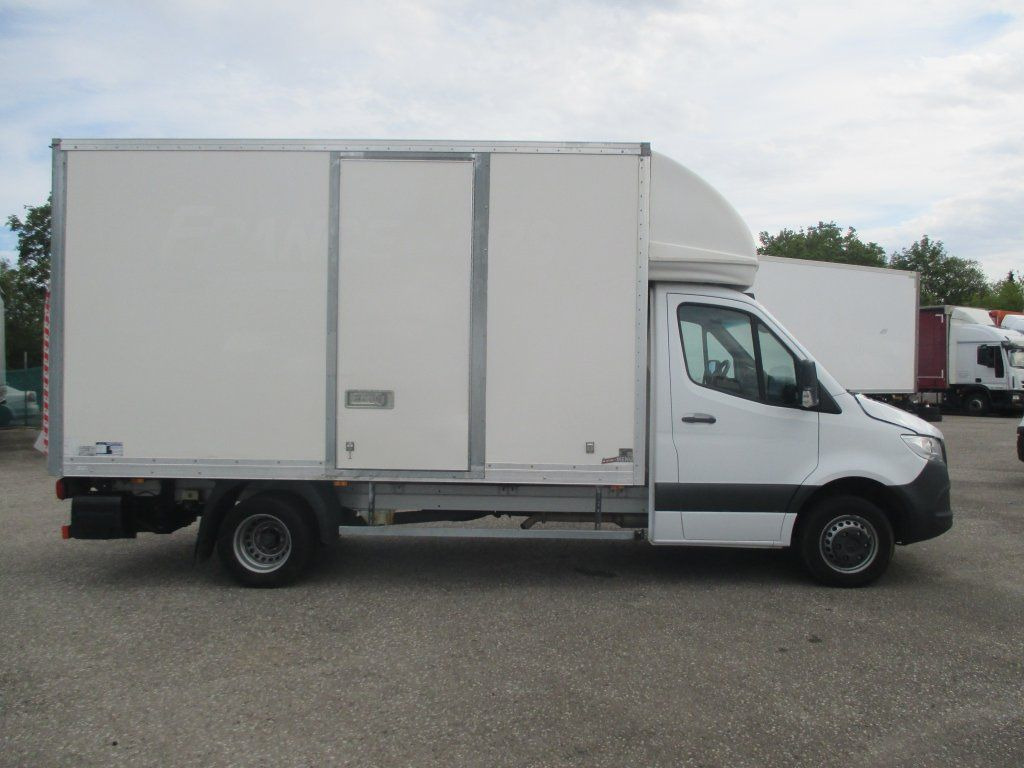 Mercedes-Benz Sprinter 514 CDi - Товарно комбе: слика 4 Mercedes-Benz Sprinter 514 CDi - Товарно комбе: слика 4