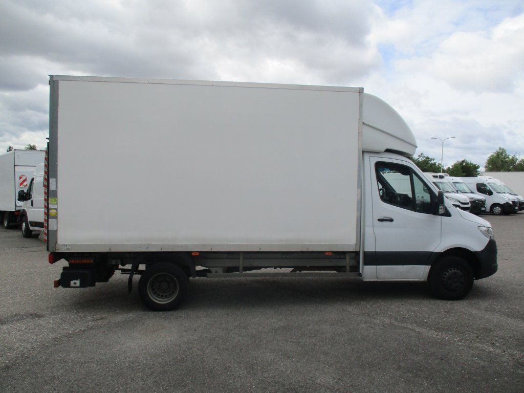 Mercedes-Benz Sprinter 514 CDi - Комбе фургон: слика 4 Mercedes-Benz Sprinter 514 CDi - Комбе фургон: слика 4