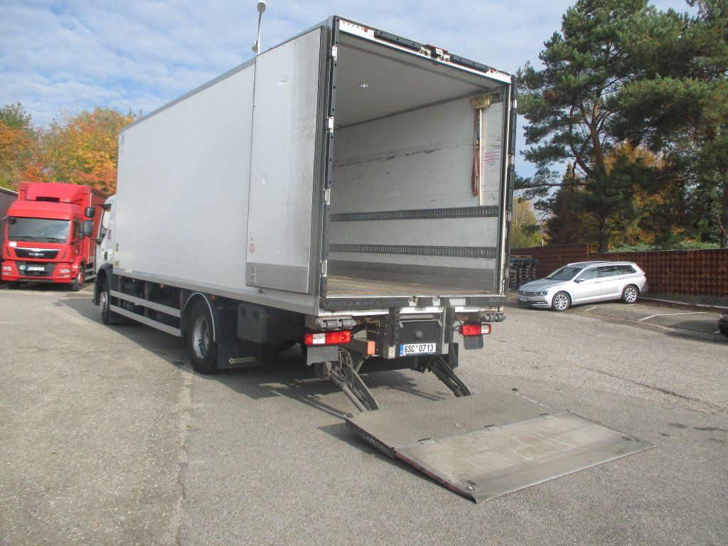 Лизинг на  Renault D18 320 Renault D18 320: слика 11