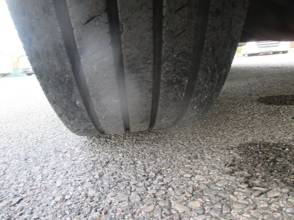 Лизинг на  Renault D18 320 Renault D18 320: слика 18