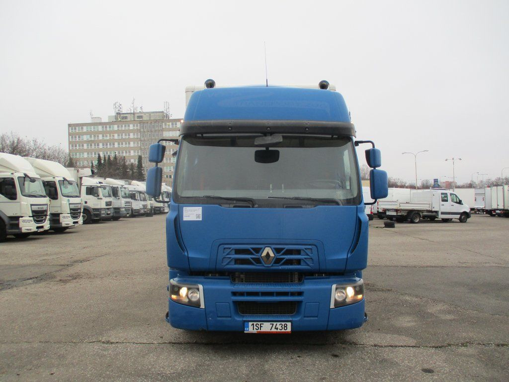 Renault D18, 320 - Камион сандучар: слика 2 Renault D18, 320 - Камион сандучар: слика 2