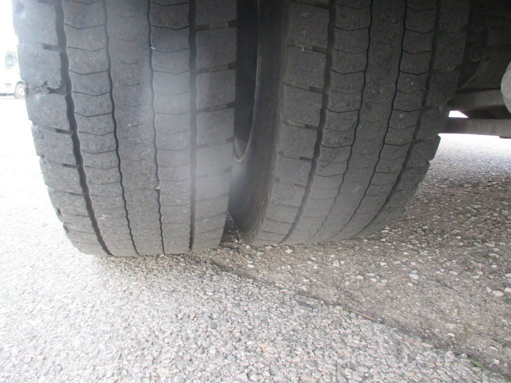 Лизинг на  Renault D18 320 Renault D18 320: слика 20
