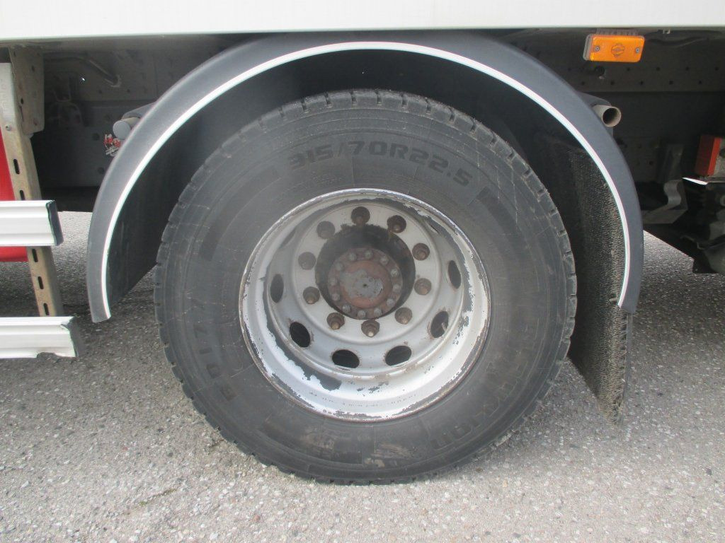 Лизинг на  Renault D18 320 Renault D18 320: слика 13