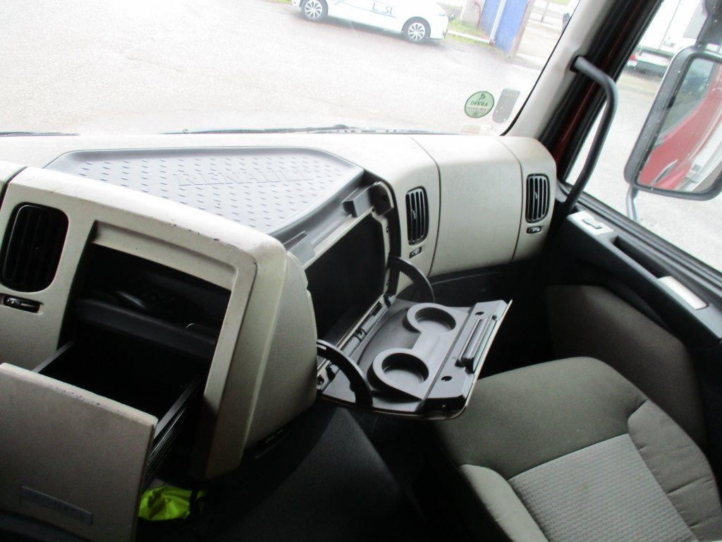 Лизинг на  Renault Premium 460 Renault Premium 460: слика 16