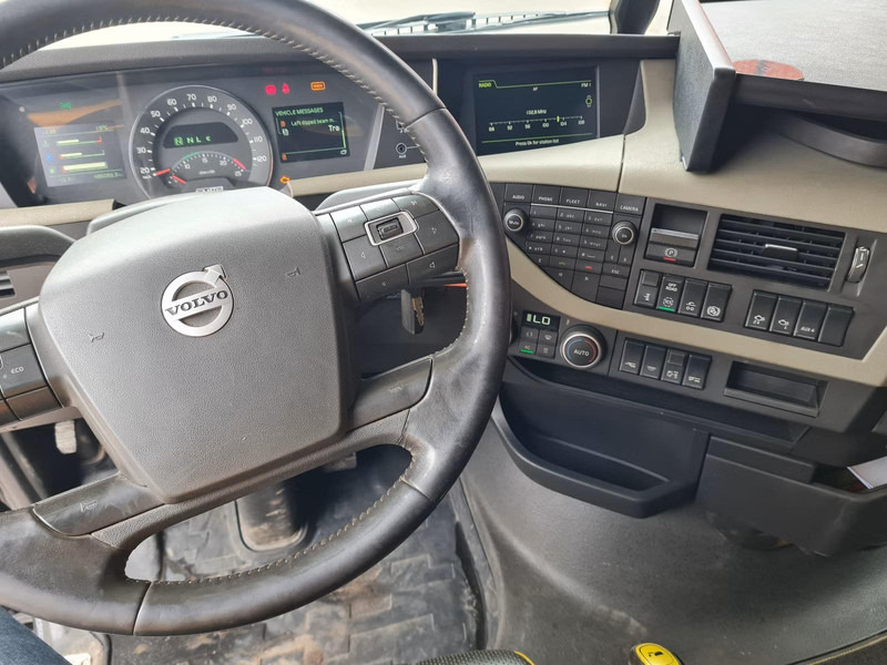 Volvo FH16 750 | 6x4 | ADR | 100 TON | ADR EXll, EXlll, AT | RETARDER | 100 TON VOLVO + VANG - Камион влекач: слика 5 Volvo FH16 750 | 6x4 | ADR | 100 TON | ADR EXll, EXlll, AT | RETARDER | 100 TON VOLVO + VANG - Камион влекач: слика 5