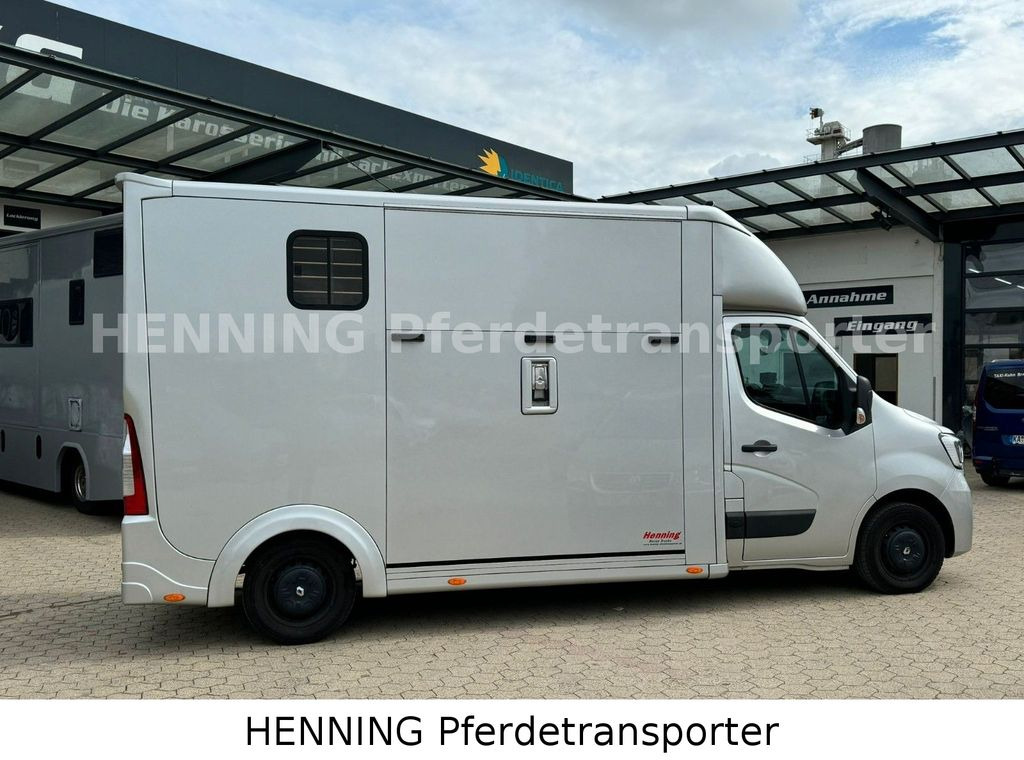 Renault Master 3 - Sitzer Renault Master 3 - Sitzer - Камион за коњи: слика 2 Renault Master 3 - Sitzer Renault Master 3 - Sitzer - Камион за коњи: слика 2