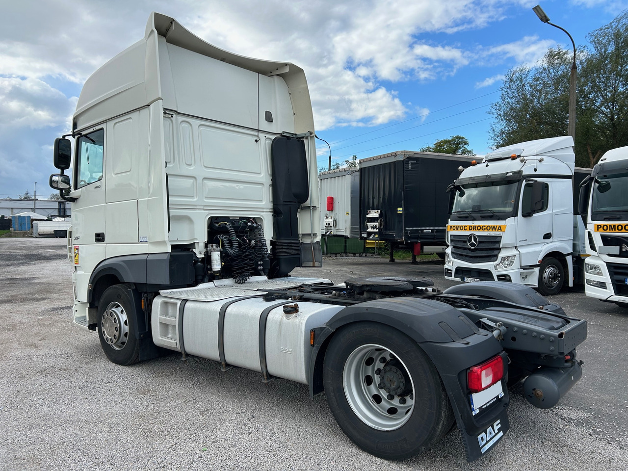 DAF XF 480 FT / SUPER SPACE CAB / 2019 / LED / ACC - Камион влекач: слика 2 DAF XF 480 FT / SUPER SPACE CAB / 2019 / LED / ACC - Камион влекач: слика 2