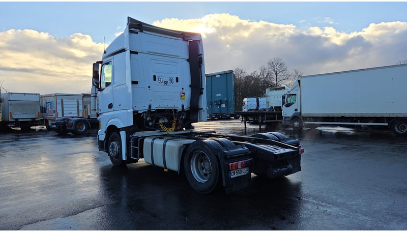 Mercedes-Benz Actros 1845 - Камион влекач: слика 3 Mercedes-Benz Actros 1845 - Камион влекач: слика 3