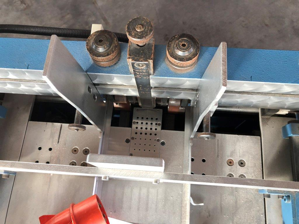 Bickel SFE Block feeder Suction feeder Sliding feeder - Машина за виткање хартија: слика 5 Bickel SFE Block feeder Suction feeder Sliding feeder - Машина за виткање хартија: слика 5