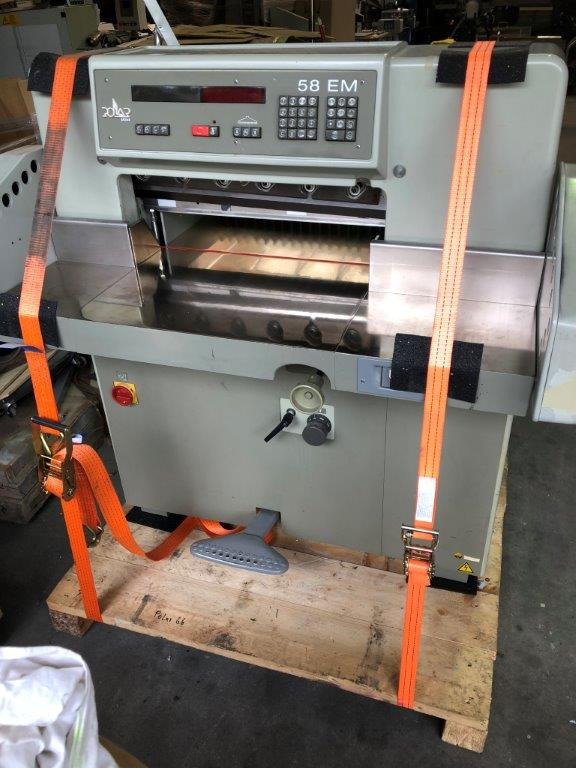 Cutting machine Polar 58 EM - Машина за сечење хартија: слика 3 Cutting machine Polar 58 EM - Машина за сечење хартија: слика 3