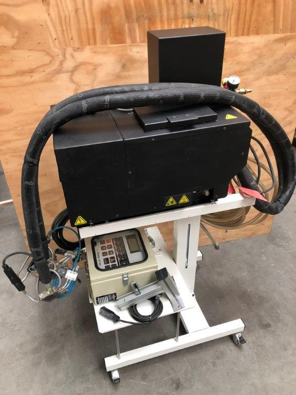 Dynatec Quattro Challenger glue melter with two application nozzles Dy 2002 control unit for 8 channels - Опрема за печатење: слика 2 Dynatec Quattro Challenger glue melter with two application nozzles Dy 2002 control unit for 8 channels - Опрема за печатење: слика 2