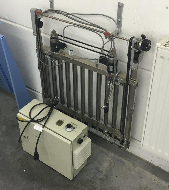 GUK SM 50-2 cutting machine with feeder - Опрема за печатење: слика 2 GUK SM 50-2 cutting machine with feeder - Опрема за печатење: слика 2