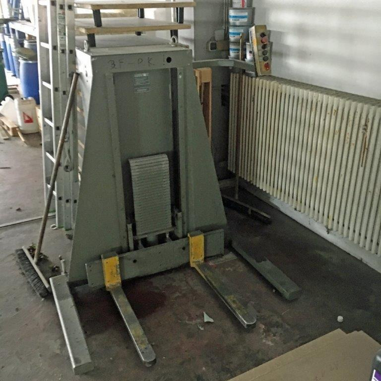 Pilelifter Polar Mohr L 600-G-3 with adjustable Forks - Опрема за печатење: слика 1 Pilelifter Polar Mohr L 600-G-3 with adjustable Forks - Опрема за печатење: слика 1