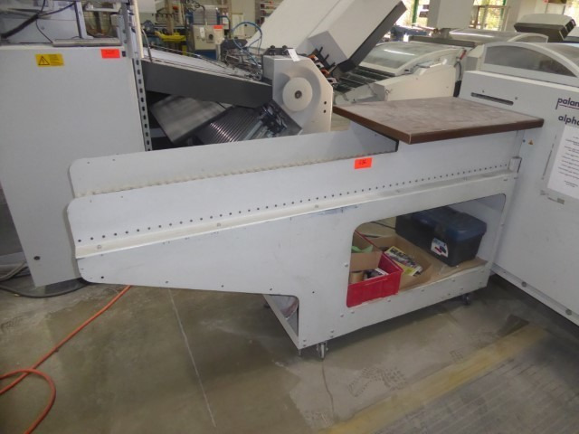 Stacking display Palamides alpha 500 - Машина за виткање хартија: слика 2 Stacking display Palamides alpha 500 - Машина за виткање хартија: слика 2