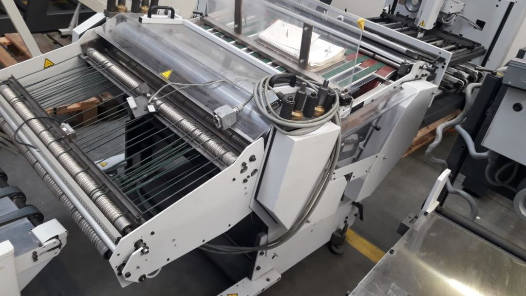 Vertical stack delivery with compression station Heidelberg Stahlfolder VSA 86 H - Машина за виткање хартија: слика 4 Vertical stack delivery with compression station Heidelberg Stahlfolder VSA 86 H - Машина за виткање хартија: слика 4