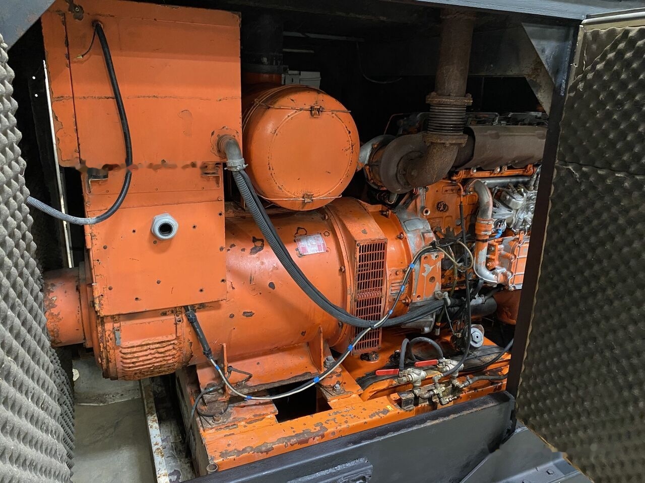 IVECO 250 kVa 8210SRI - Генераторска поставка: слика 4 IVECO 250 kVa 8210SRI - Генераторска поставка: слика 4