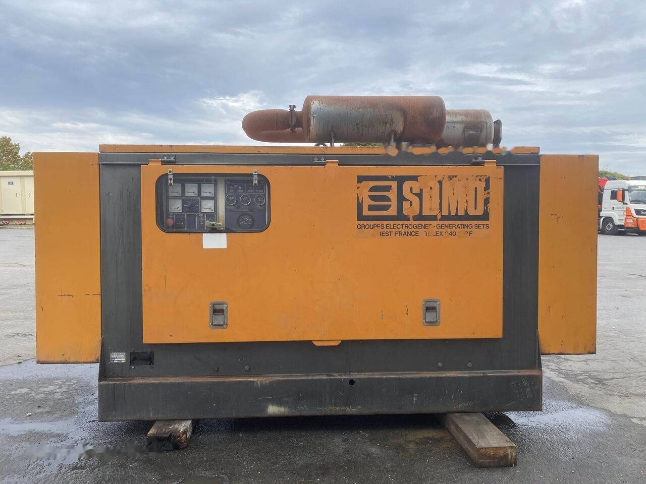 SDMO 100 kVa Cummins 6BT5.9 - Генераторска поставка: слика 1 SDMO 100 kVa Cummins 6BT5.9 - Генераторска поставка: слика 1