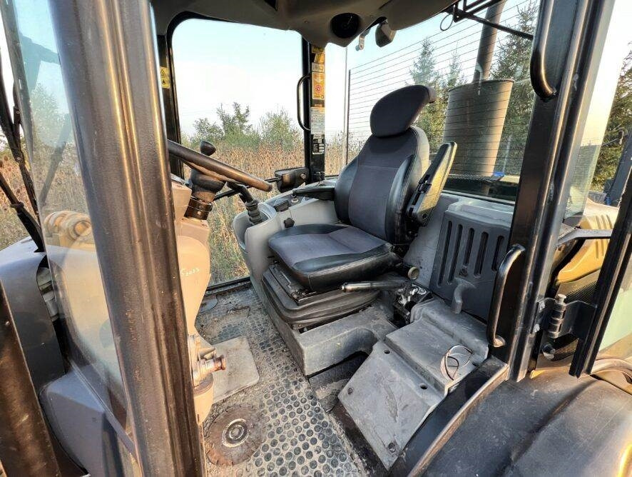 Натоварувач на тркала CAT 906H: слика 7