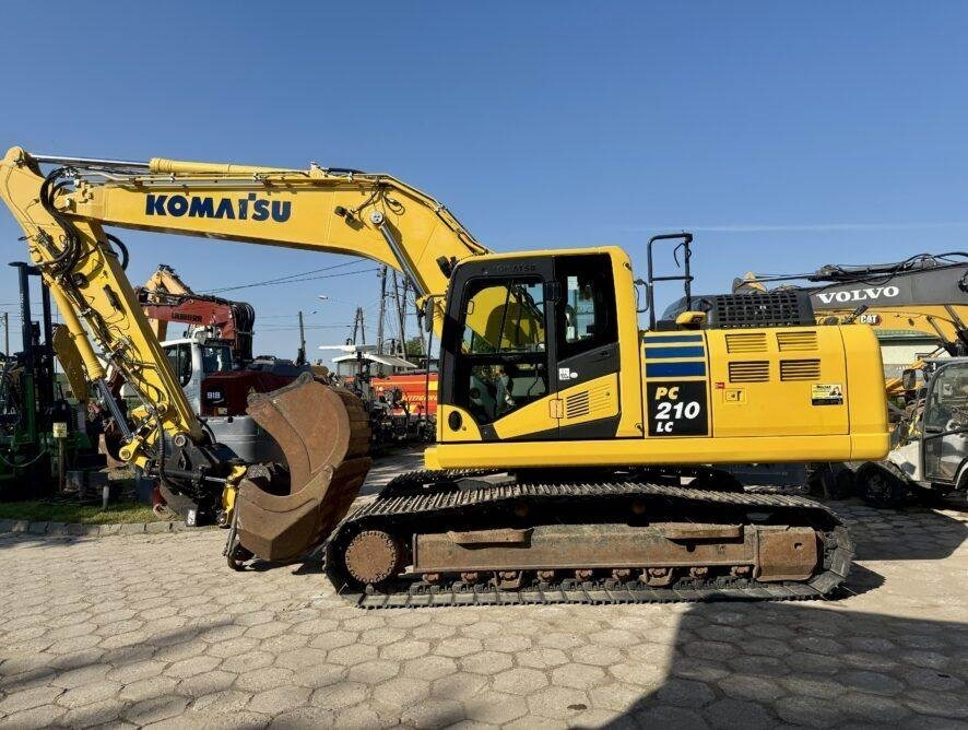 Komatsu PC210LC-11 ENGCON 2x buckets - Багер гасеничар: слика 2 Komatsu PC210LC-11 ENGCON 2x buckets - Багер гасеничар: слика 2