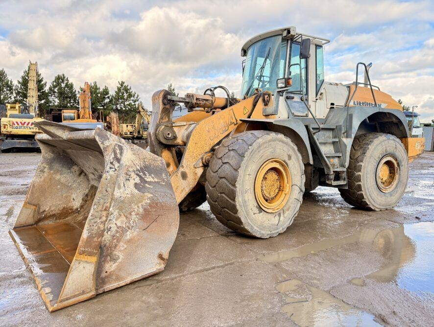 Liebherr L564 - Натоварувач на тркала: слика 3 Liebherr L564 - Натоварувач на тркала: слика 3