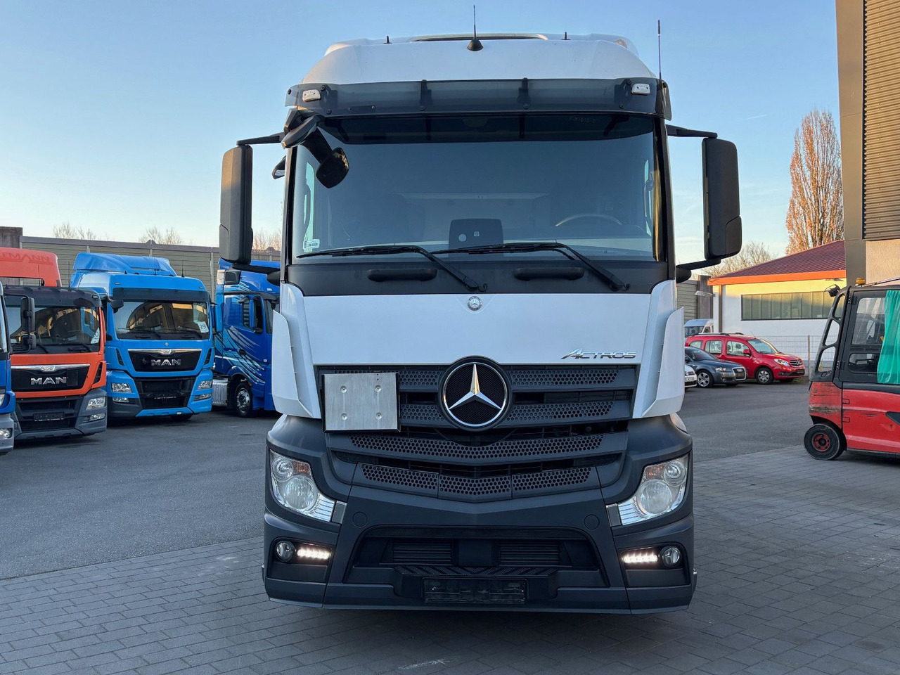Камион влекач Mercedes-Benz Actros 1843 1845: слика 7
