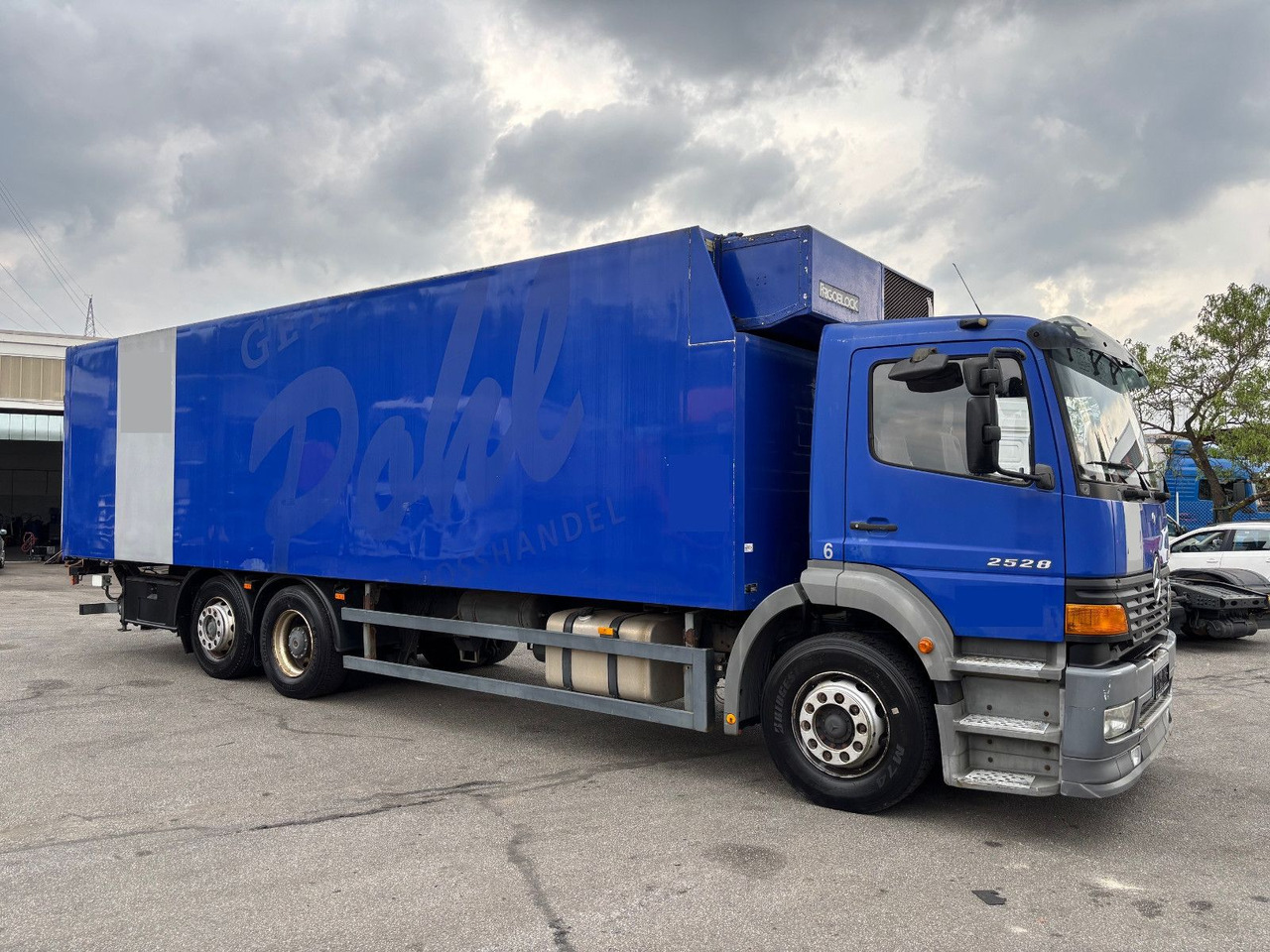 Mercedes-Benz 2528 L LBW/Klima/Frigoblock - Камион ладилник: слика 3 Mercedes-Benz 2528 L LBW/Klima/Frigoblock - Камион ладилник: слика 3
