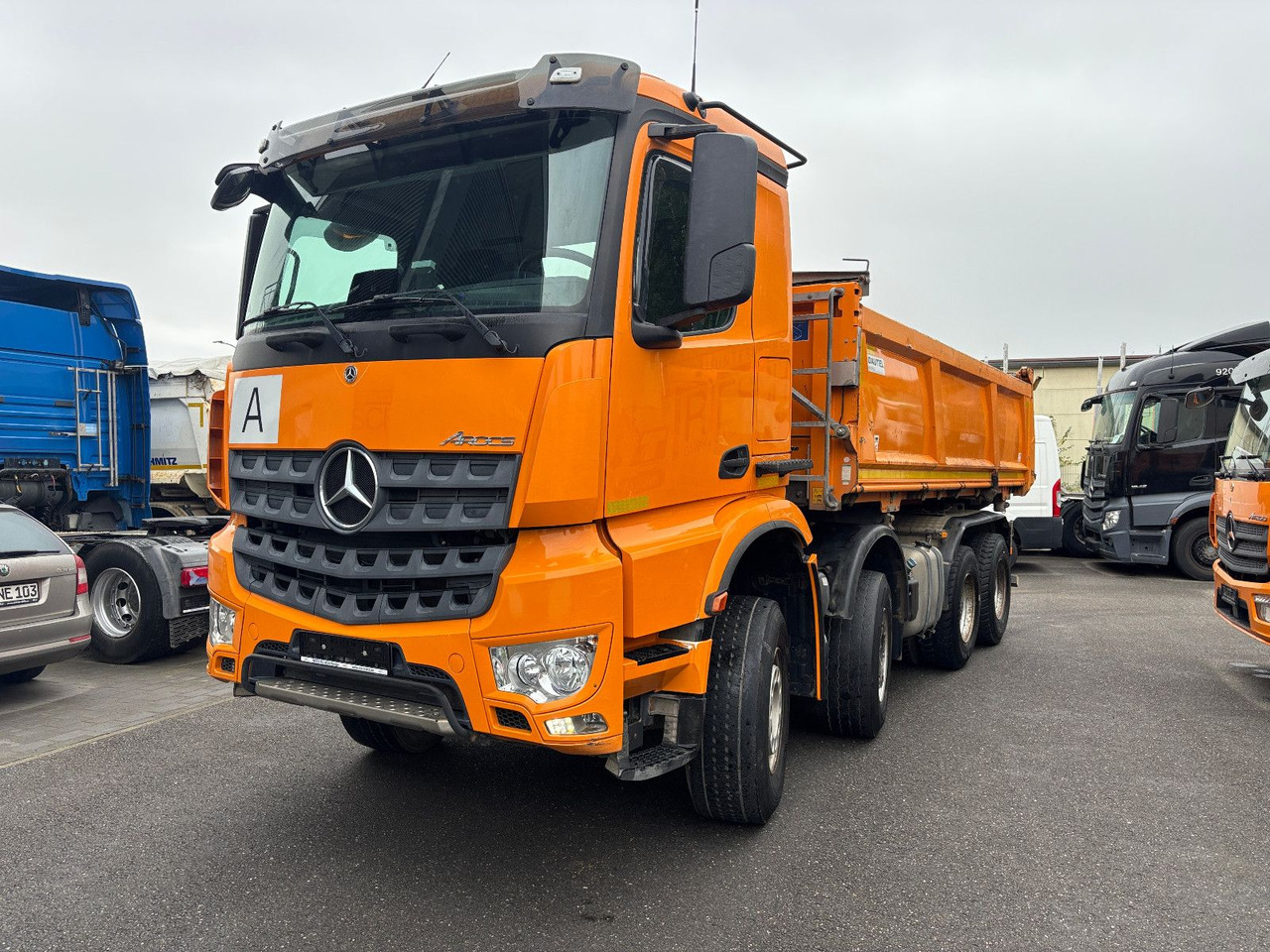 Mercedes-Benz Arocs 3248 8x4 MP5 Bordmatik/Klima/Plane - Кипер: слика 2 Mercedes-Benz Arocs 3248 8x4 MP5 Bordmatik/Klima/Plane - Кипер: слика 2