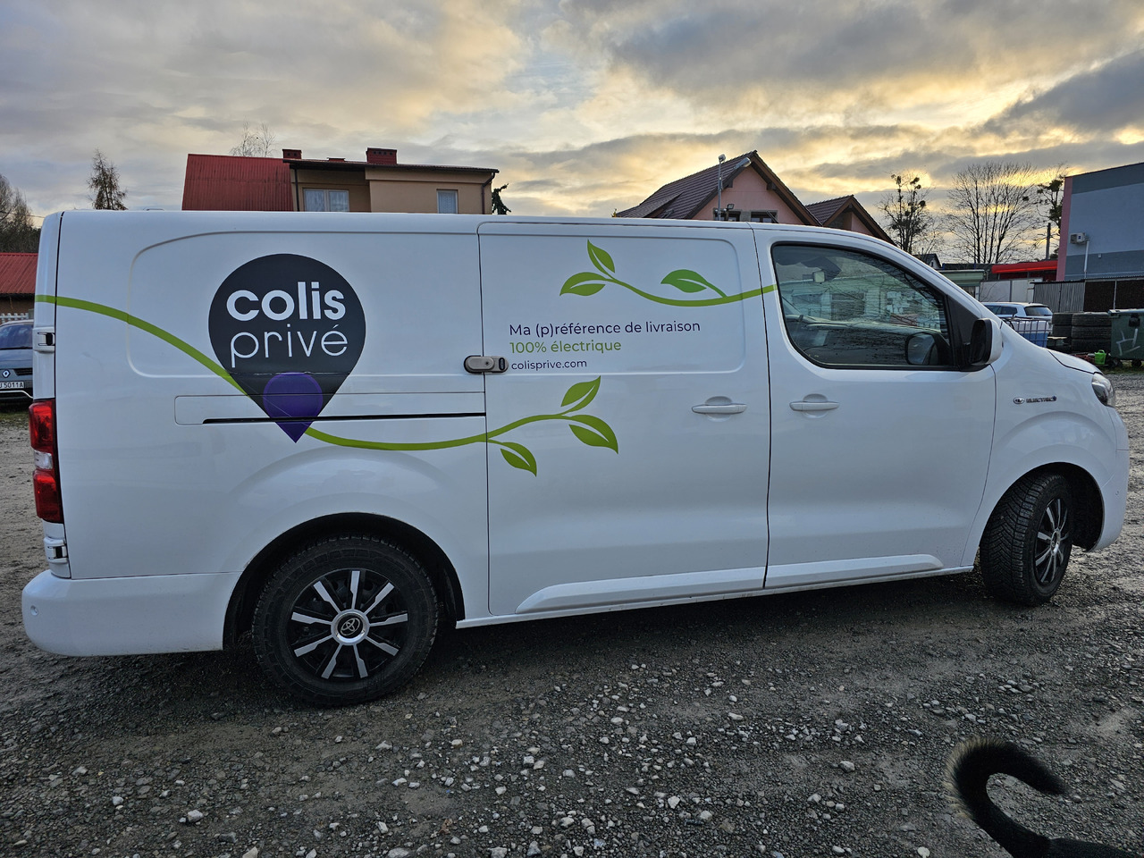 TOYOTA PROACE LONG ELECTRIC 75 KWH KLIMA NAVI KAMERA - Мало комбе, Електрично комбе: слика 2 TOYOTA PROACE LONG ELECTRIC 75 KWH KLIMA NAVI KAMERA - Мало комбе, Електрично комбе: слика 2