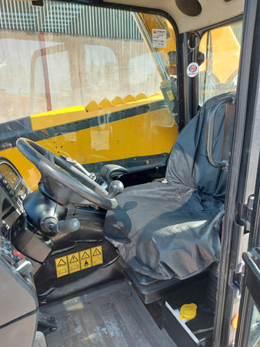 Телескопски ракувач 2021 JCB 527-58: слика 14