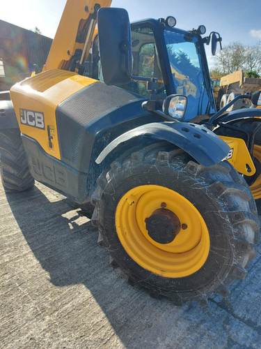 Телескопски ракувач 2021 JCB 527-58: слика 7