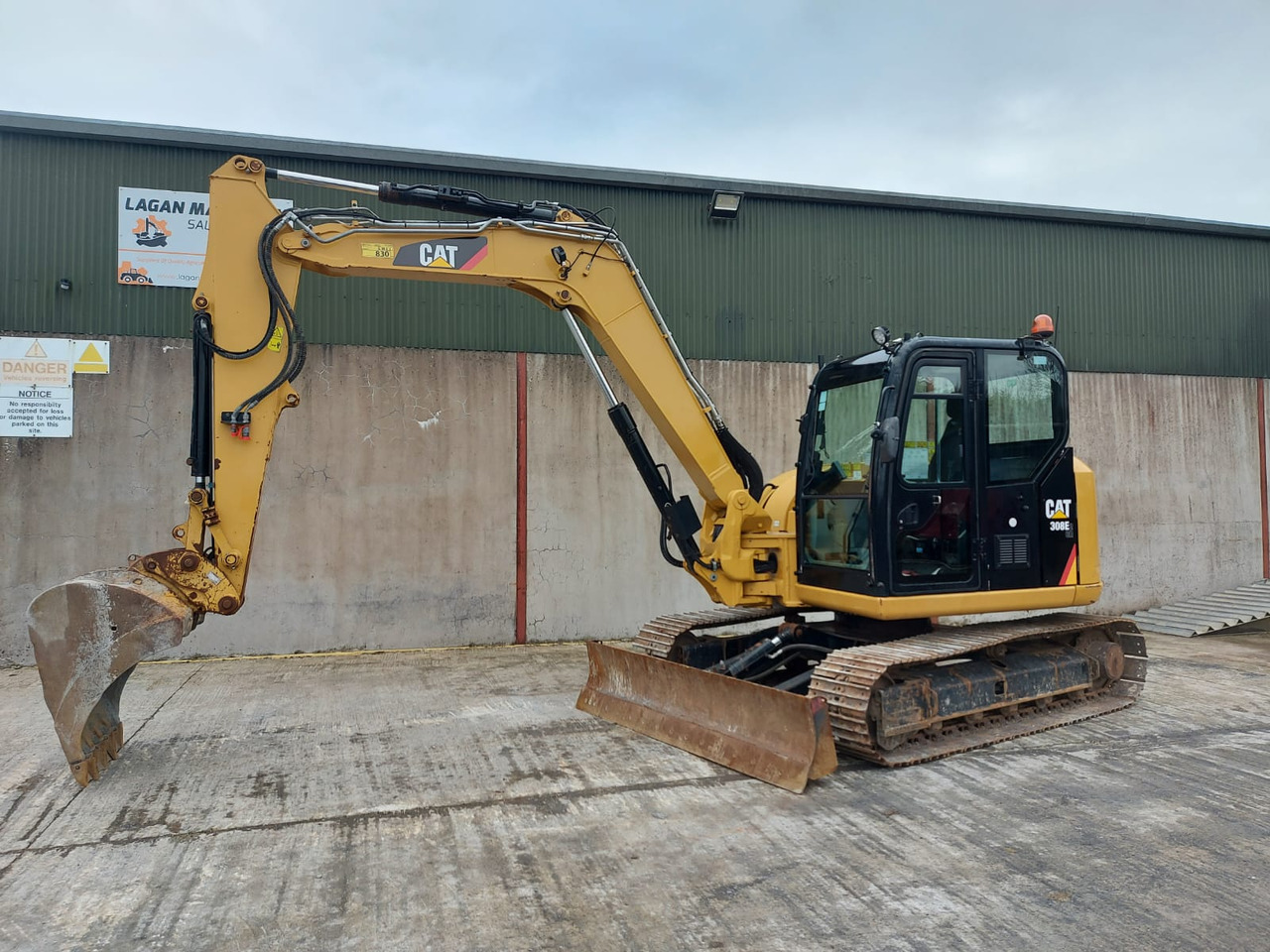 CATERPILLAR 308 - Багер гасеничар: слика 3 CATERPILLAR 308 - Багер гасеничар: слика 3