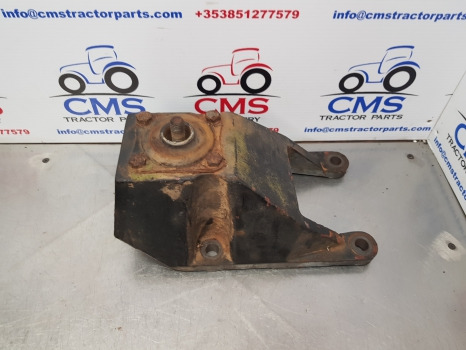 Case 5140, 5120, 5130, 5150, 5220, 5250, Cab Support Mounts 1531800c1 - Суспензија на кабината: слика 2 Case 5140, 5120, 5130, 5150, 5220, 5250, Cab Support Mounts 1531800c1 - Суспензија на кабината: слика 2