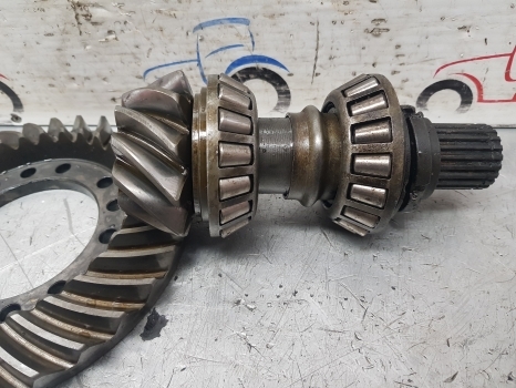 Case 5140, 5250 Front Axle Bevel Gear Z 11/32 065630; 81877c1; 81876c1; 065630 - Предна оска за Трактор: слика 5 Case 5140, 5250 Front Axle Bevel Gear Z 11/32 065630; 81877c1; 81876c1; 065630 - Предна оска за Трактор: слика 5