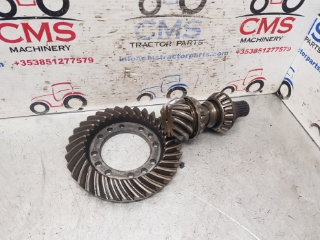 Case 5140, 5250 Front Axle Bevel Gear Z 11/32 065630; 81877c1; 81876c1; 065630 - Предна оска за Трактор: слика 1 Case 5140, 5250 Front Axle Bevel Gear Z 11/32 065630; 81877c1; 81876c1; 065630 - Предна оска за Трактор: слика 1
