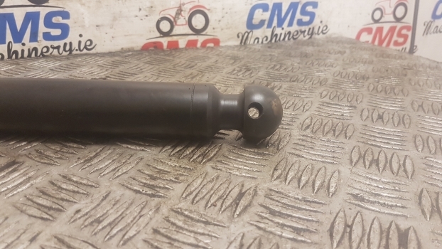 Case Mxc, Maxxum Mx Series Mx110, Mx120 Maxxum Lift Cylinder Piston Rod 220862a1 - Хидрауличен цилиндар за Трактор: слика 2 Case Mxc, Maxxum Mx Series Mx110, Mx120 Maxxum Lift Cylinder Piston Rod 220862a1 - Хидрауличен цилиндар за Трактор: слика 2