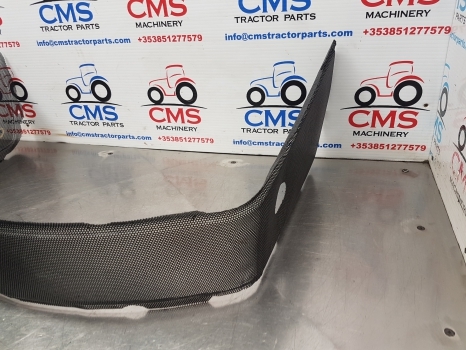 Claas Arion 640-610, Ares 697-617 Front Grille 7700069769 - Решетка: слика 3 Claas Arion 640-610, Ares 697-617 Front Grille 7700069769 - Решетка: слика 3