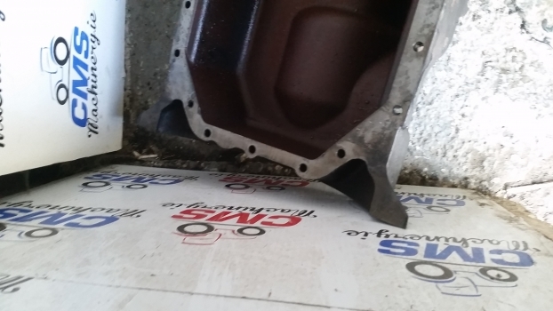 Deutz Agrotron 150 Mk3 Oil Pan Sump 04253996 - Картер за масло за Трактор: слика 4 Deutz Agrotron 150 Mk3 Oil Pan Sump 04253996 - Картер за масло за Трактор: слика 4
