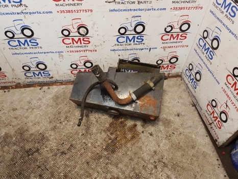 Deutz Dxbis110, 120, 85, 90, Dxab, Hydraulic Tank 04308278, 04338077 - Хидрауличен резервоар за Трактор: слика 1 Deutz Dxbis110, 120, 85, 90, Dxab, Hydraulic Tank 04308278, 04338077 - Хидрауличен резервоар за Трактор: слика 1