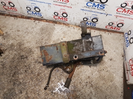 Deutz Dxbis110, 120, 85, 90, Dxab, Hydraulic Tank 04308278, 04338077 - Хидрауличен резервоар за Трактор: слика 4 Deutz Dxbis110, 120, 85, 90, Dxab, Hydraulic Tank 04308278, 04338077 - Хидрауличен резервоар за Трактор: слика 4