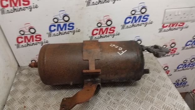Fendt 412 Vario Air Tank Assembly With Brackets And Valve 72365839 - Делови за кочници за Трактор: слика 1 Fendt 412 Vario Air Tank Assembly With Brackets And Valve 72365839 - Делови за кочници за Трактор: слика 1