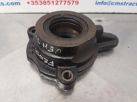 Fendt 724 S4, 714, 716, 718, 720 Transmission Cover 737100491300, 0046018100000 - Менувач: слика 2 Fendt 724 S4, 714, 716, 718, 720 Transmission Cover 737100491300, 0046018100000 - Менувач: слика 2