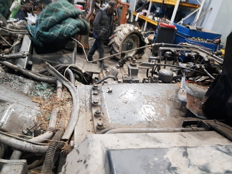 Fendt 928 Transmission Vario Ml260.2 Assy 009995400000a - Менувач: слика 1 Fendt 928 Transmission Vario Ml260.2 Assy 009995400000a - Менувач: слика 1