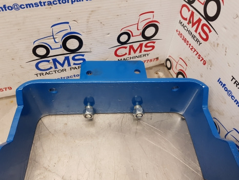 Ford 3000, 2000, 2600, 3600, 4100, 3610, 4100, 3910 Front Weight Carrier - Противтежа: слика 4 Ford 3000, 2000, 2600, 3600, 4100, 3610, 4100, 3910 Front Weight Carrier - Противтежа: слика 4