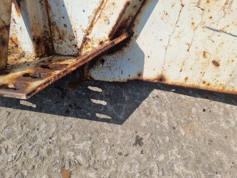 Ford 5000, 6000, 7000 Mudguard Pair As Pictures, 82008463, 82008463 - Блатобран: слика 5 Ford 5000, 6000, 7000 Mudguard Pair As Pictures, 82008463, 82008463 - Блатобран: слика 5