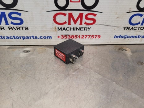 Ford 5640, 6640, 7740, 7840, 8240, 8340 Pto Control Module, Relay 81869818 - Реле: слика 1 Ford 5640, 6640, 7740, 7840, 8240, 8340 Pto Control Module, Relay 81869818 - Реле: слика 1