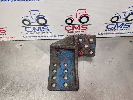 Ford 6610, 10 Series, Front Fenders Bracket Rhs E2nn16n078aa12b - Блатобран: слика 2 Ford 6610, 10 Series, Front Fenders Bracket Rhs E2nn16n078aa12b - Блатобран: слика 2