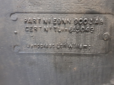 Резервоар за гориво Ford 7740, 6640, 5640, Fuel Tank 82847556, E9nn9002ac, 81874135: слика 6