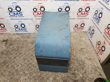 Ford 7810, 7910, 8210 Bonnet Cover Panel In Front Of The Cab D5nn9n128a - Хауба за Трактор: слика 4 Ford 7810, 7910, 8210 Bonnet Cover Panel In Front Of The Cab D5nn9n128a - Хауба за Трактор: слика 4