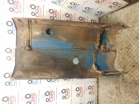 Ford 7840, 8240, 8340 Bonnet Hood Panel Assy 81872176, E9nn16619ef, E9nn16618cc - Хауба за Трактор: слика 4 Ford 7840, 8240, 8340 Bonnet Hood Panel Assy 81872176, E9nn16619ef, E9nn16618cc - Хауба за Трактор: слика 4
